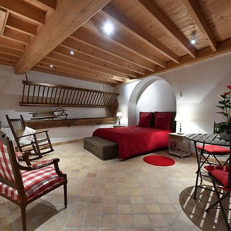 ブラセ Chateau De La Flechere Bed & Breakfast エクステリア 写真