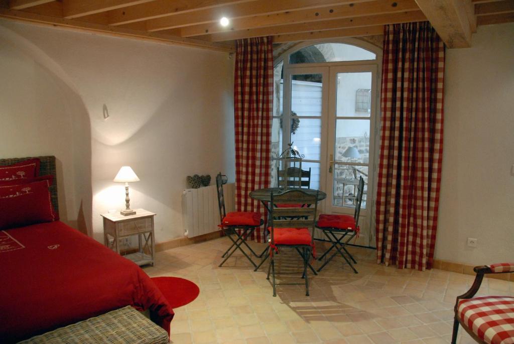 ブラセ Chateau De La Flechere Bed & Breakfast 部屋 写真